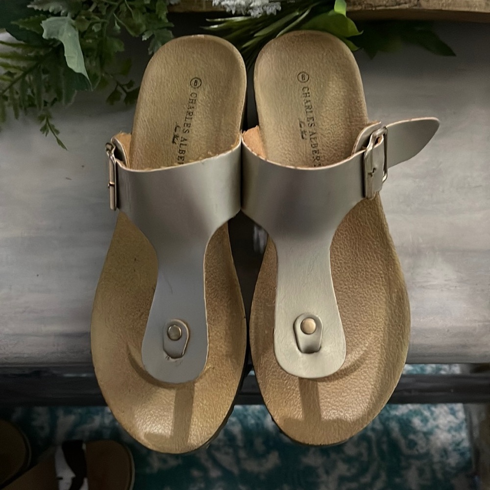 NWOT Rose Gold Sandals